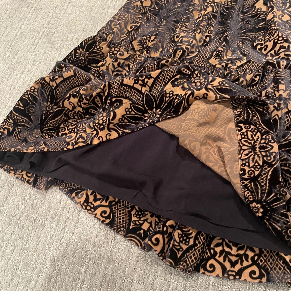 Anthropologie | Tan and Black Velvet Maxi Dress - Picture 9 of 14